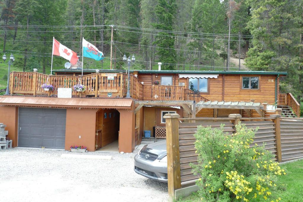Celtic Haven Hotel Jasper National Park Bagian luar foto